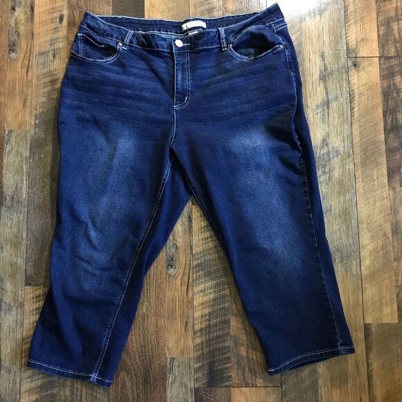 Cato women’s plus Size 20W blue jeans Capris denim crop - Picture 1 of 4